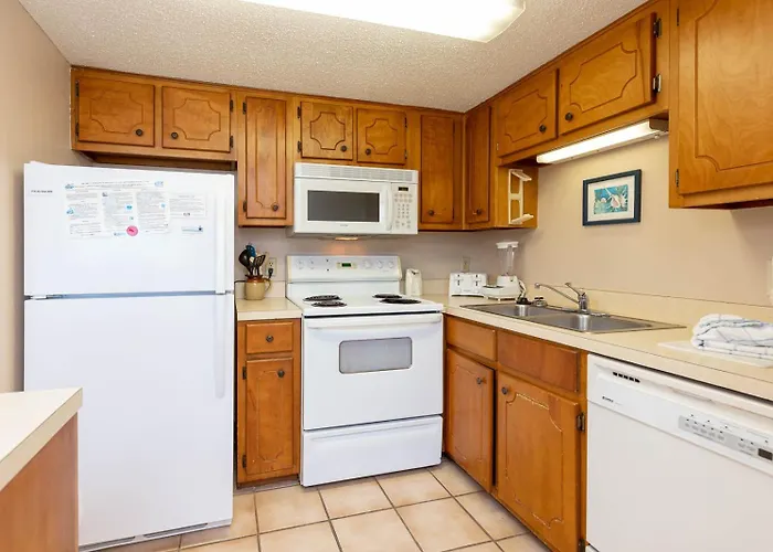 Island Winds East 203 Apartment