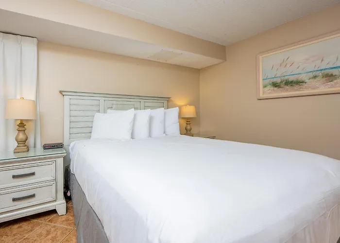 Island Winds East 203 Apartment