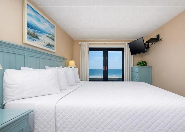 Apartment Island Winds East 203